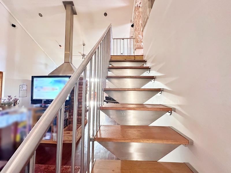 5 Bedroom Property for Sale in Klein Dassenberg Western Cape